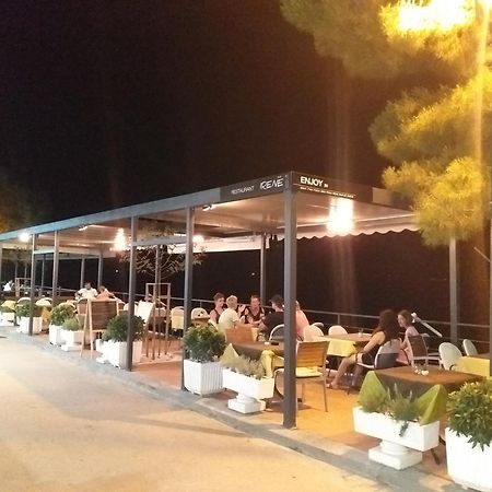 غراداك Guesthouse Kod Irene المظهر الخارجي الصورة